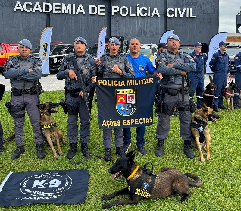 Canil do 8º Baep conquista 1º lugar geral em competição internacional de atuação com cães profissionais