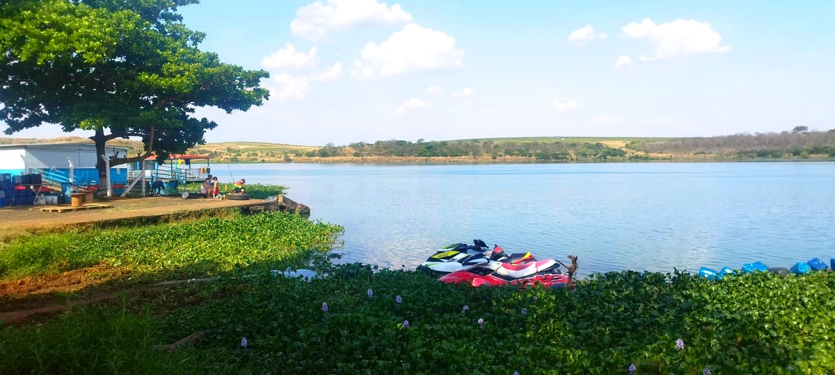 Corpo em decomposição é encontrado as margens da represa na Praia dos Namorados