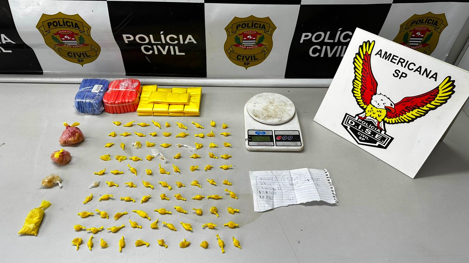 Dise identifica traficante e faz apreensão de crack no Jardim dos Lírios