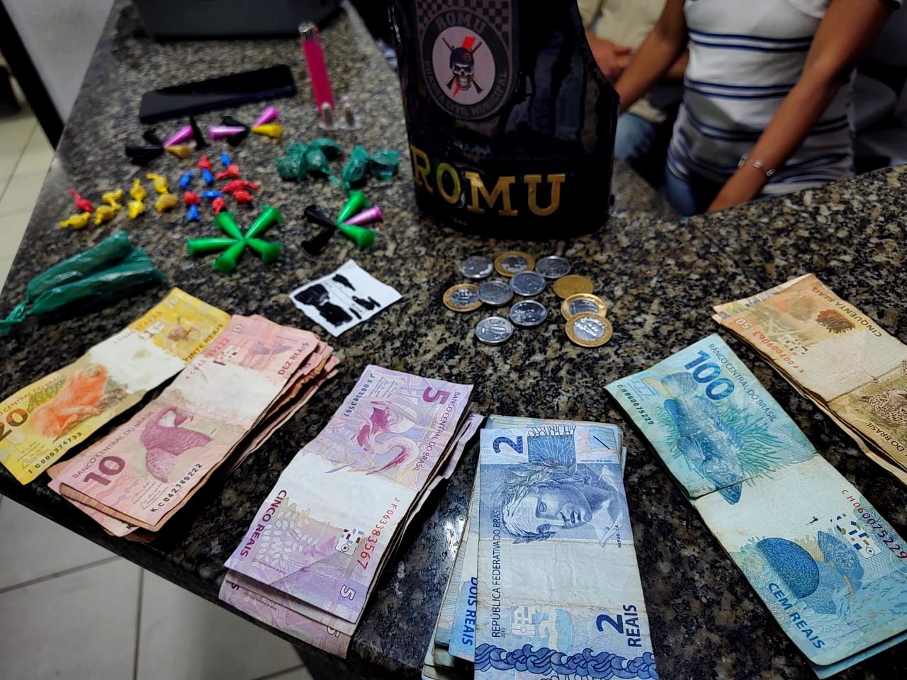 GCM flagra menor traficando perto de creche em Santo Antônio de Posse