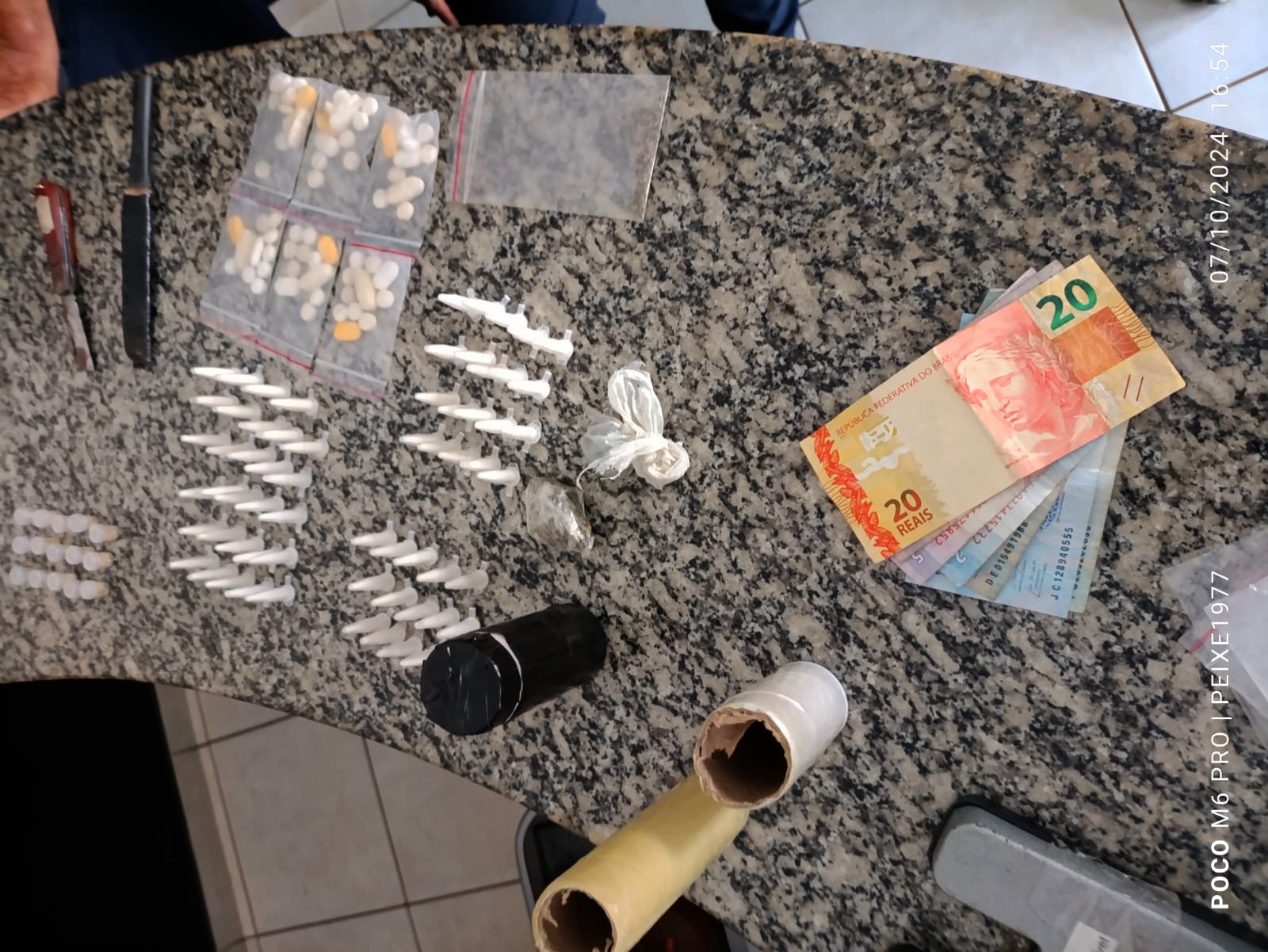 Guarda Civil apreende crack e cocaína e detém três por tráfico em Engenheiro Coelho