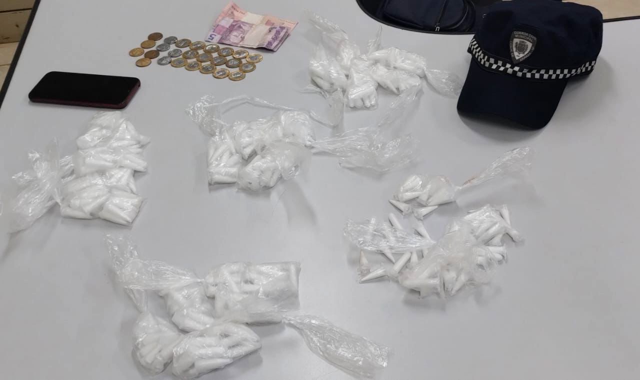 Guarda Civil prende traficante com cocaína na região do Bosque Ararinha