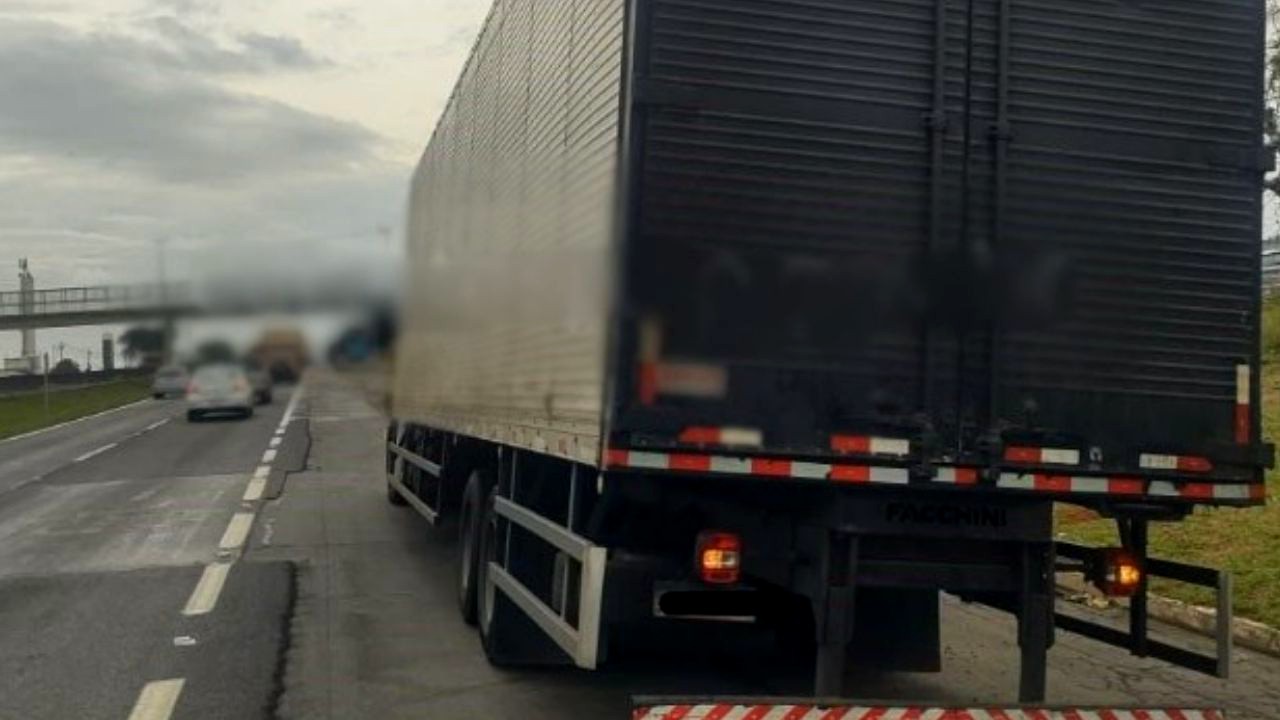 Pedestre morre atropelado por caminhão baú em rodovia de Limeira