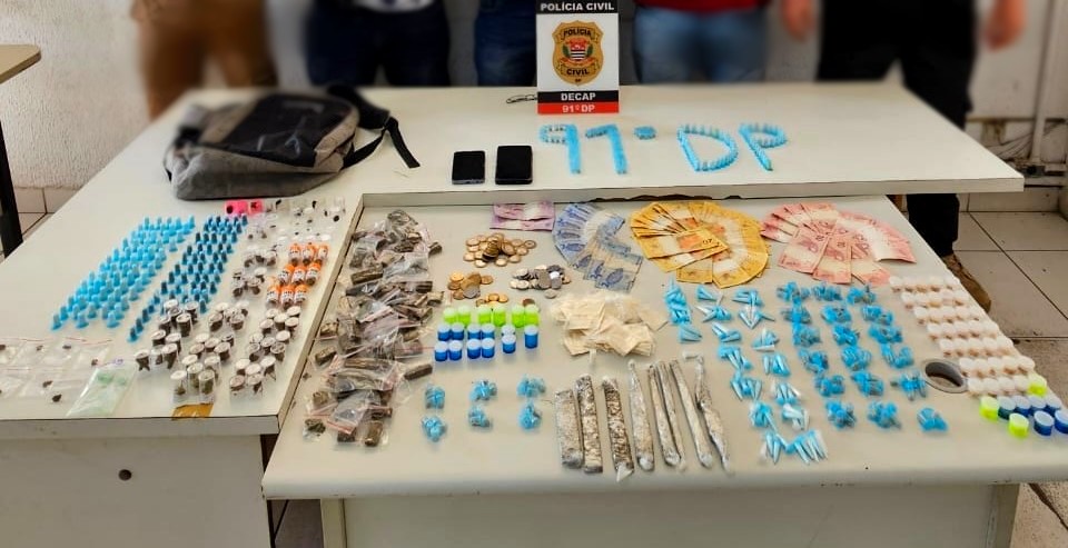 Polícia Civil prende dupla por tráfico de drogas na zona norte de SP
