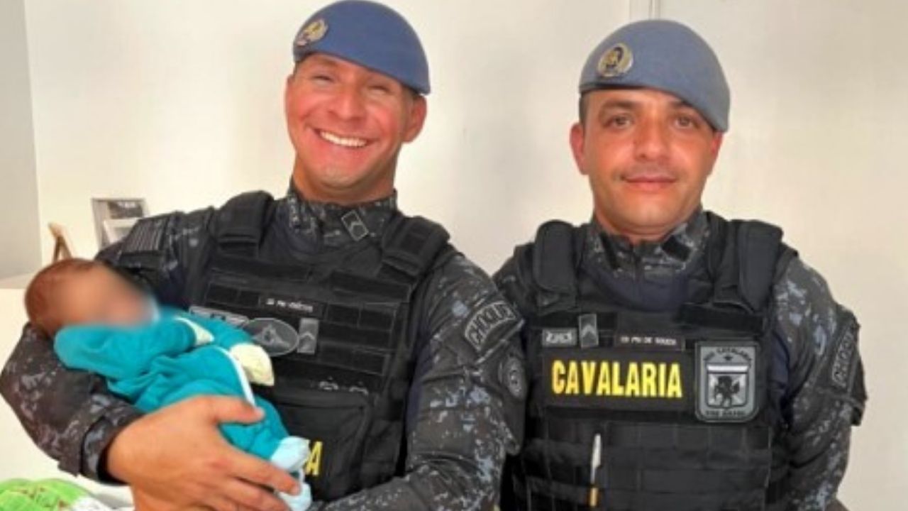 Recém-nascido se engasga em seção eleitoral e é salvo por policiais militares