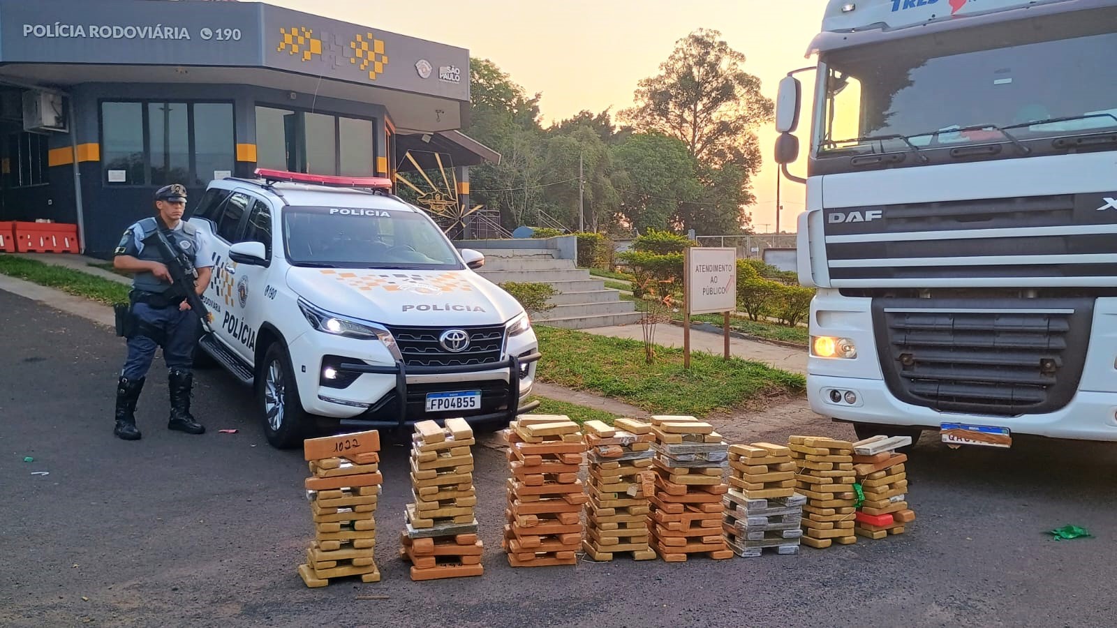 TOR prende traficante com 236 tabletes de maconha em Maracaí