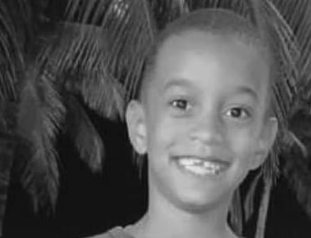 Polícia investiga morte de menino de 7 anos por suspeita de envenenamento