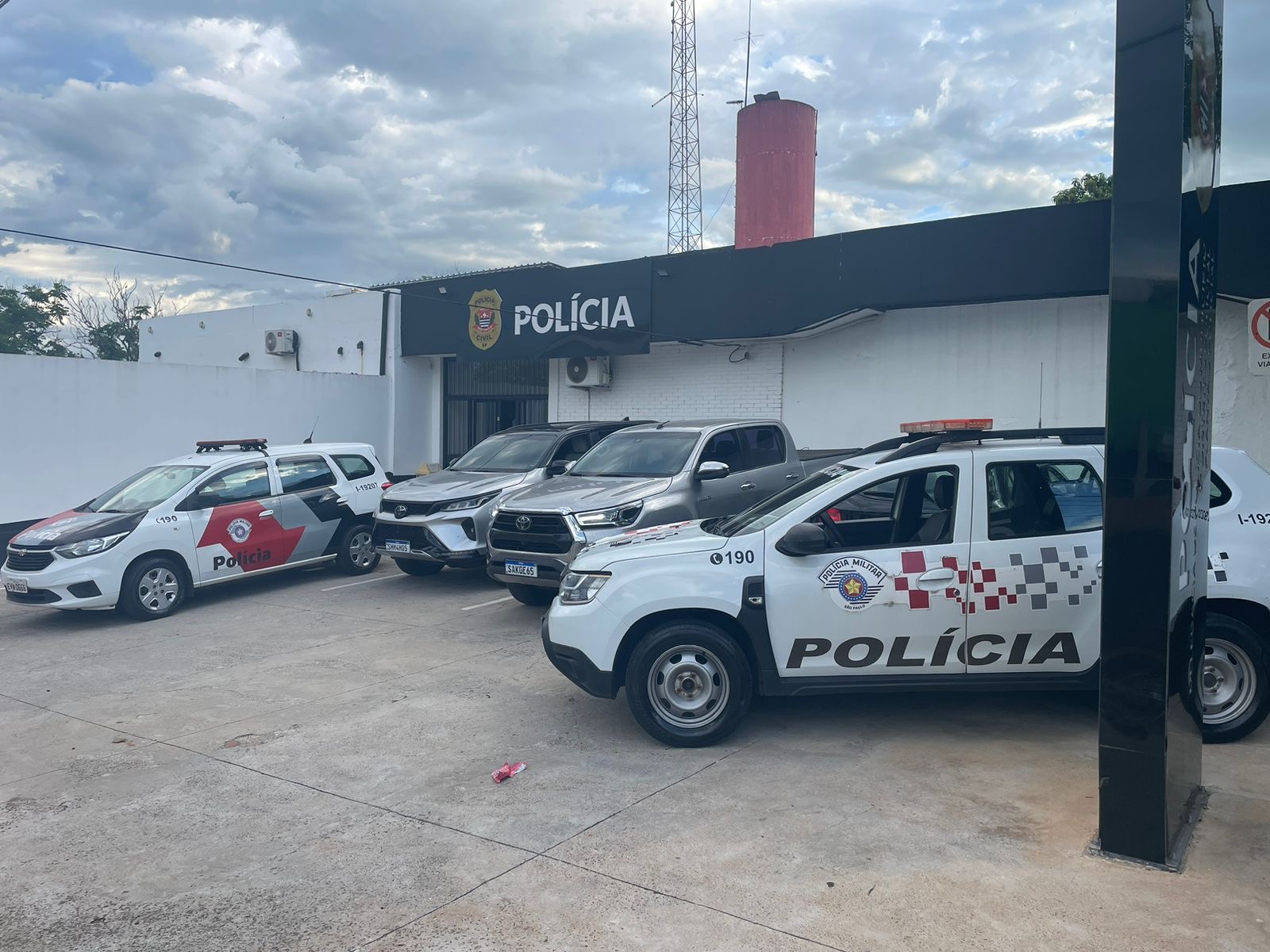 PM flagra desmanche no centro de Santa Bárbara d'Oeste (Foto: 19ºBPM/I)