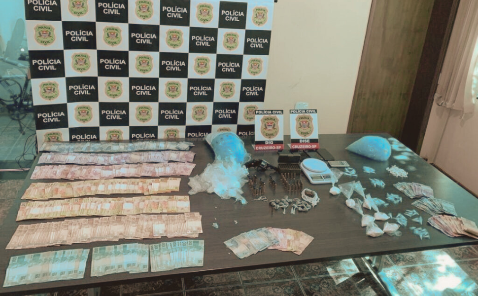 Polícia Civil prende quatro pessoas por tráfico em Cruzeiro (Foto: Polícia Civil)