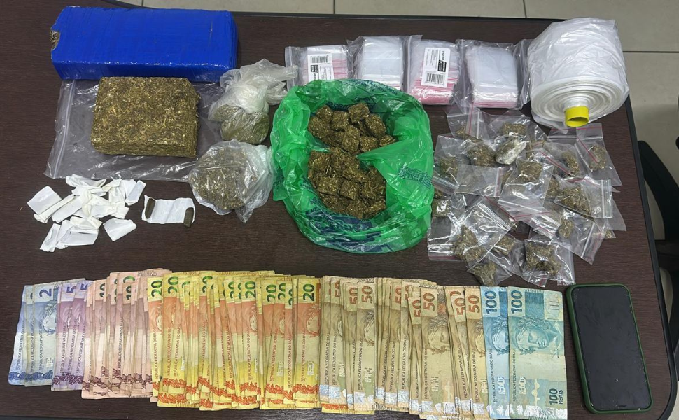 BAEP prende homem por tráfico de drogas em Sumaré (Foto: 10º BAEP)