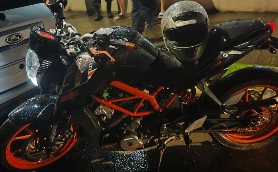 Motocicleta é recuperada após dono receber ligação anônima (Foto: GCM/Americana)