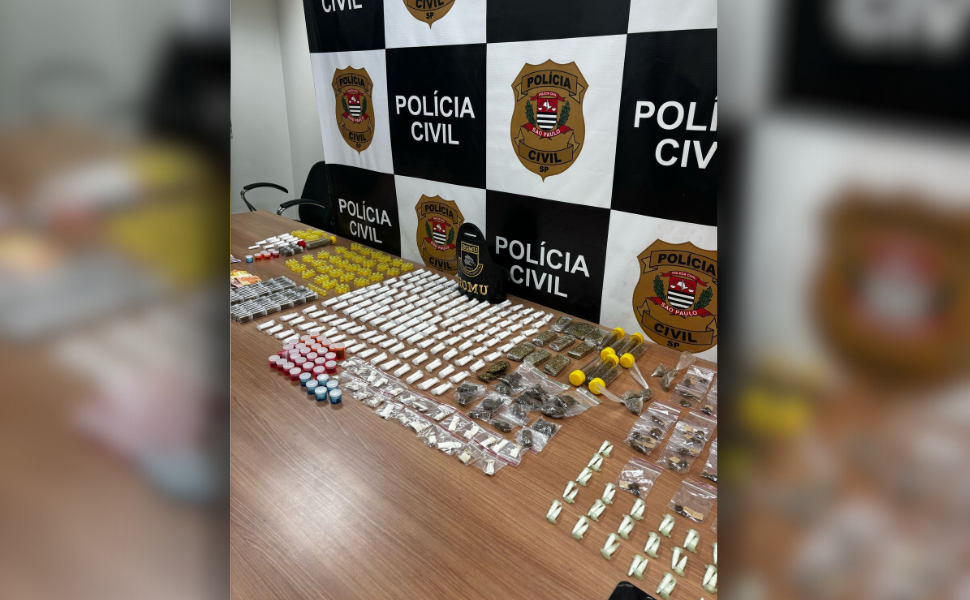 DISE prende dois e apreende adolescente por tráfico de drogas em Piracicaba (Foto: Polícia Civil)