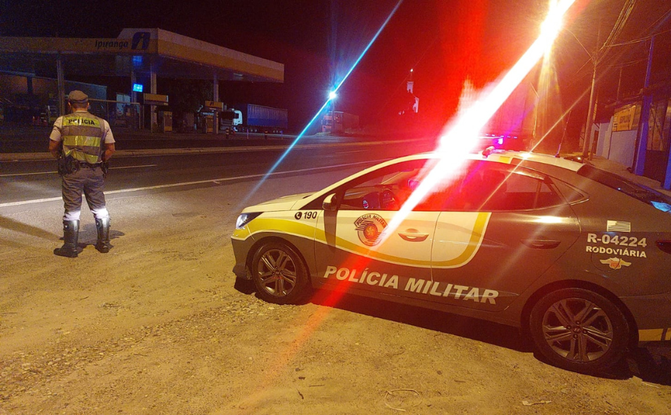 Polícia Rodoviária prende motorista embriagado em Amparo (Foto:º BPRv)