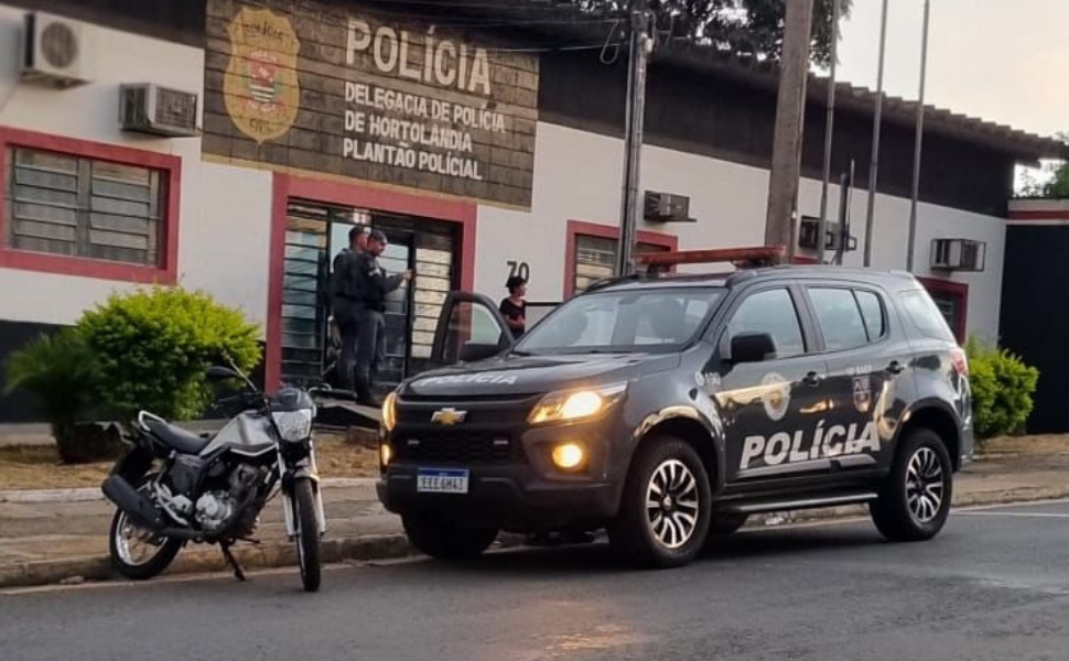 Militar do Exército é detido em Hortolândia com motocicleta roubada e drogas (Foto: 10º BAEP)