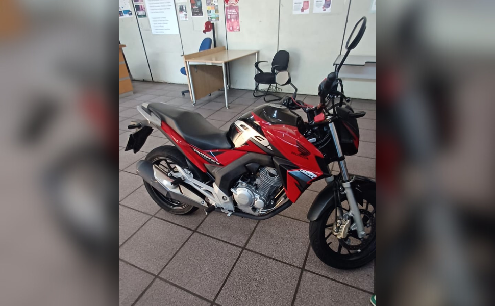 GCM de Paulínia prende homem em flagrante por roubo de motocicleta (Foto: GCM/Paulínia)