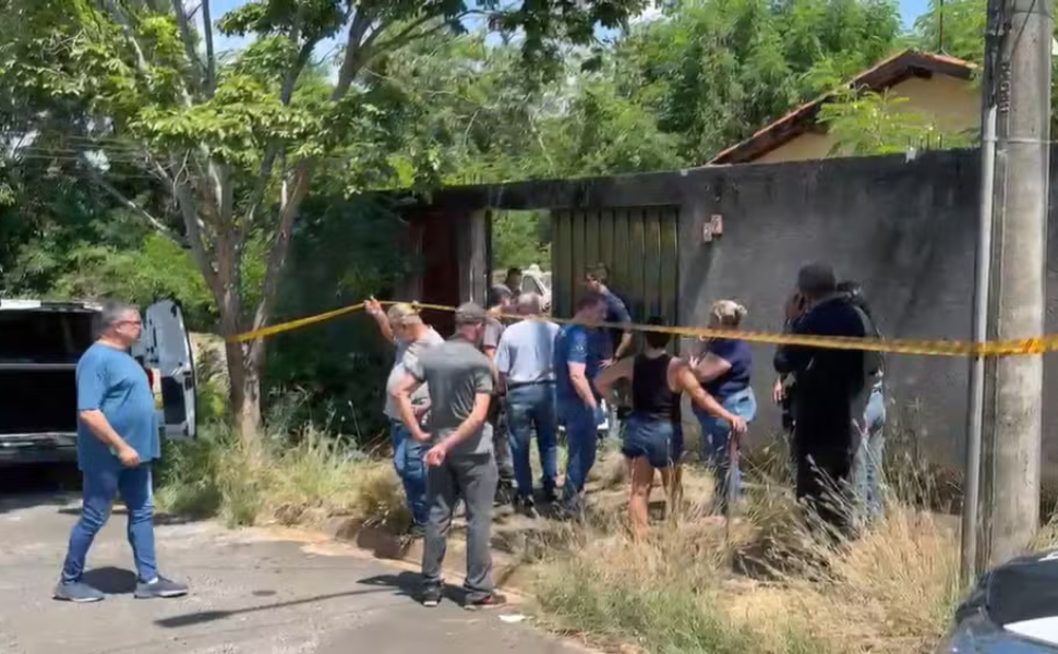 Homem morre ao ser atacado por cães após invadir residência em Piracicaba (Foto: TV Metropolitana)