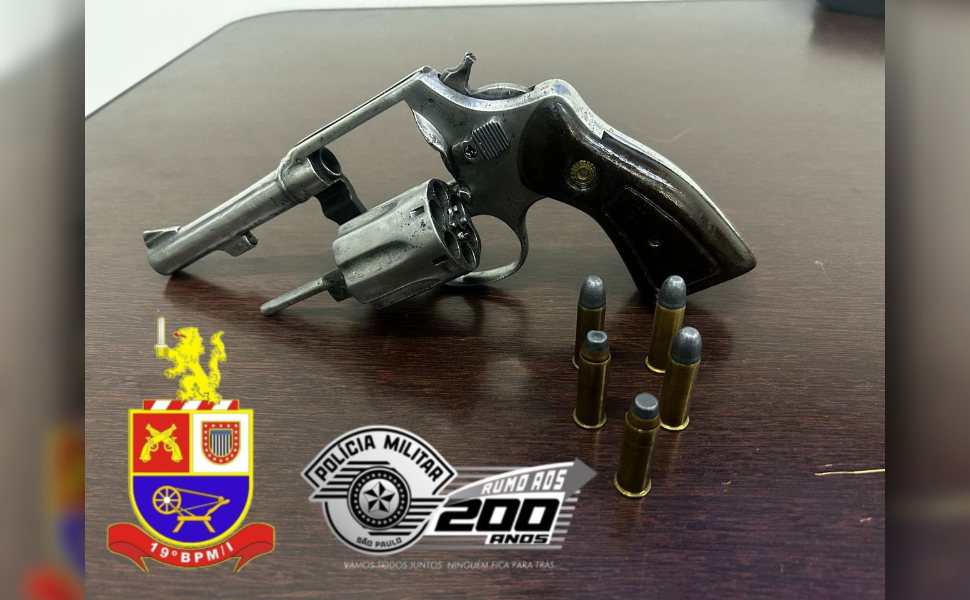 Indivíduo é preso por porte ilegal de arma de fogo em Americana (Foto: 19º BPM/I)