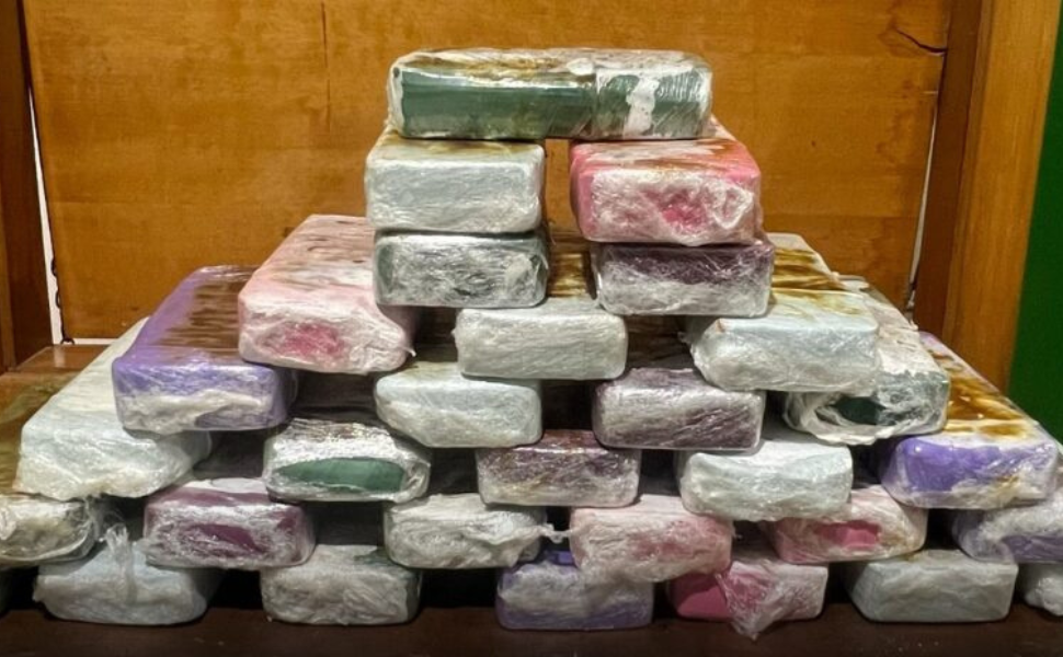Polícia Militar apreende mais de 30 kg de crack em Ribeirão Preto (Foto: 3º BPM/I)