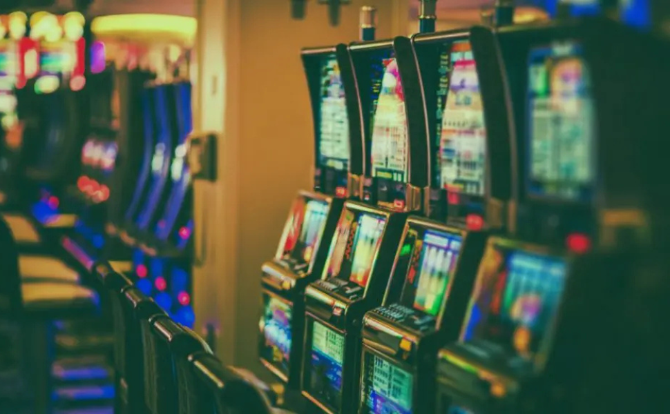 PM apreende máquinas de jogos de azar em bar de Santa Bárbara d'Oeste (Foto: Reprodução)