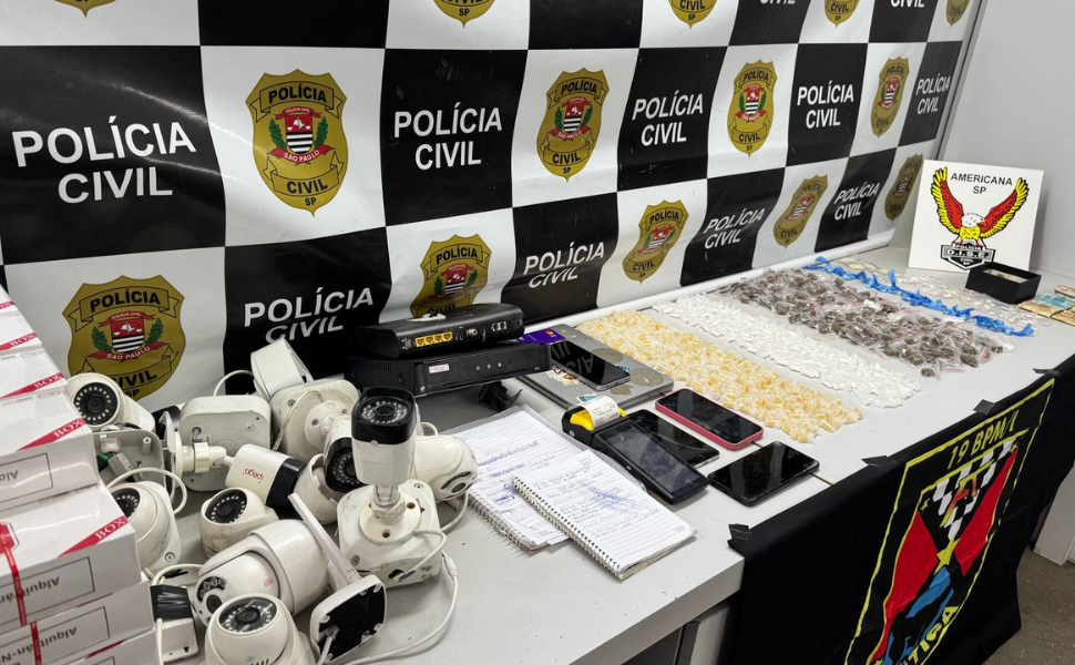 Trio é preso em flagrante durante operação da DISE em Americana (Foto: Polícia Civil)