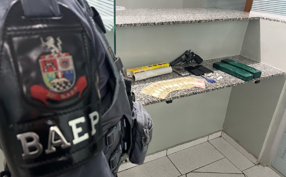 BAEP prende homem por tráfico de drogas após denúncia em Limeira (Foto: 10º BAEP)
