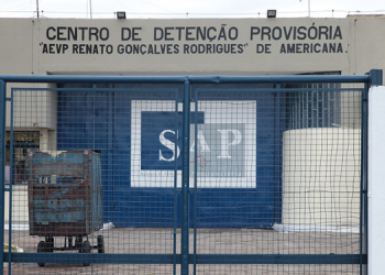 Preso por tráfico foge ao chegar no CDP de Americana e é recapturado após cerco.