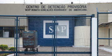 Preso por tráfico foge ao chegar no CDP de Americana e é recapturado após cerco.
