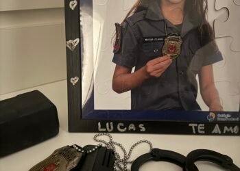 Candidatos estudando para concursos policiais em São Paulo, com foco em requisitos, inscrições e etapas.