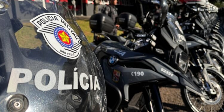 Reconhecimento facial identifica foragidos durante jogos em São Paulo com apoio da Muralha Digital.