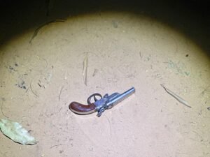 Troca de tiros com a gama termina em homem morto com quantatidade de drogas