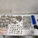 Drogas, dinheiro e chaves de veículo apreendidos com traficante pelo BAEP em Rio das Pedras (SP)