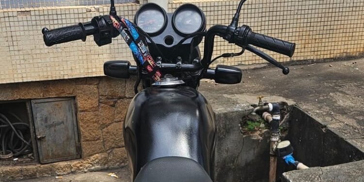 Guarda Civil Municipal de Piracicaba apreende motocicleta adulterada durante patrulhamento no bairro São Jorge