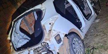 Viatura da Guarda Municipal de Campinas em frente à casa onde ocorreu a receptação e captura