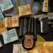 Agentes do GAECO e da Polícia Federal durante a Operação Red Flag contra tráfico de drogas em aeronaves.
