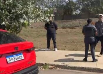 Homens são presos após entrarem em condomínio dizendo ser policiais em Santa Bárbara d’Oeste