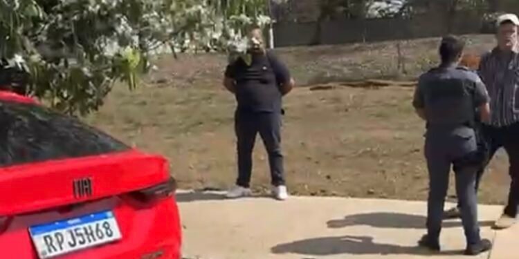 Homens são presos após entrarem em condomínio dizendo ser policiais em Santa Bárbara d’Oeste