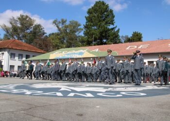 Governo de São Paulo autoriza concurso público com 200 vagas para concurso aluno oficial da Polícia Militar com início na Academia do Barro Branco em 2027