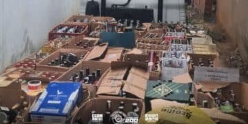 Força Tática apreende bebidas falsificadas em depósito no bairro Maria Antônia, em Sumaré