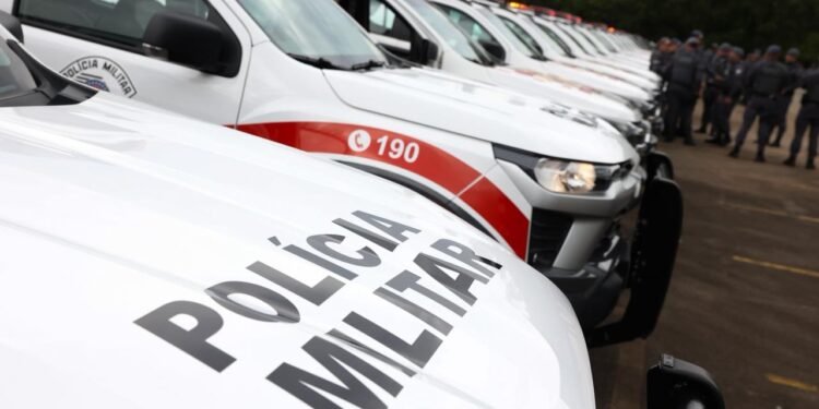 Policiais militares durante a Operação Impacto Metropolitano em São Bernardo do Campo (SP), ação integrada que prendeu 12 pessoas no Grande ABC.