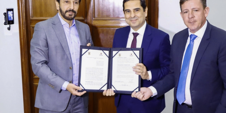 Autoridades assinam acordo entre Polícia Federal e Prefeitura de São Paulo para acesso ao sistema Smart Sampa