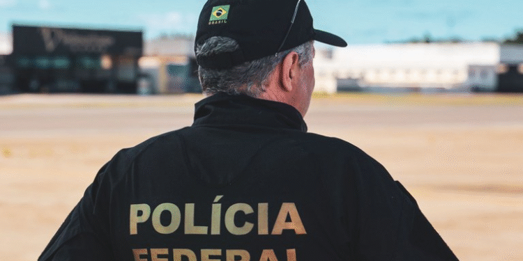 Imagem ilustrativa de documentos falsos usados em tentativa de abertura de conta — documentos falsos em Jales