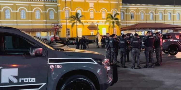 Policiais da Rota prendem três criminosos após roubo a residência em Itapeva