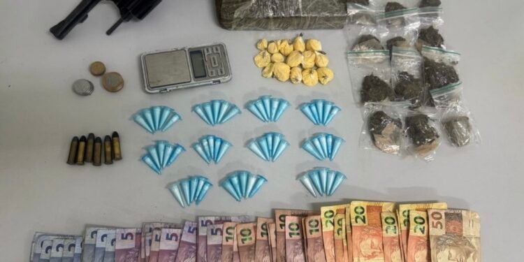 BAEP procurado por tráfico de drogas, posse ilegal de arma e captura de evadido em Rio Claro