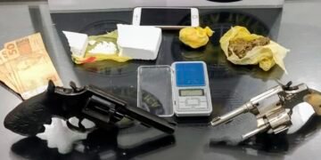 Polícia Militar prende casal por tráfico, associação e porte ilegal de armas em Jales