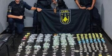 ROMU de Guarulhos com apoio do Canil prende criminoso por tráfico de drogas no Jardim Palmita