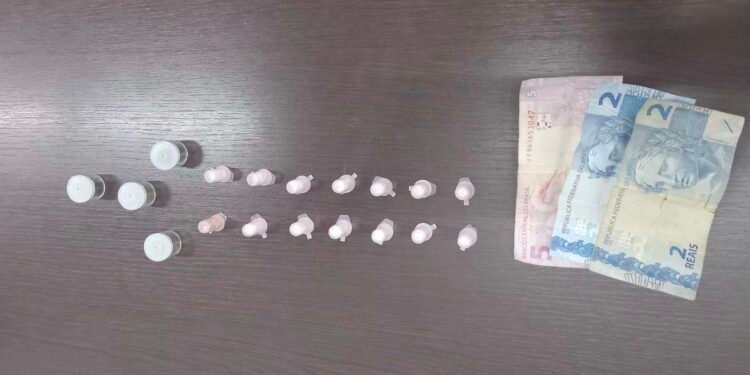 Rocam prende homem por tráfico de drogas no Jardim dos Lírios em Americana