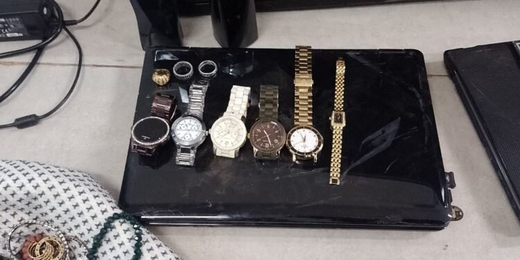 Gcm de Capivari detém criminosos por furto no bairro Jardim Tarsila