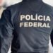 Agentes da Polícia Federal e do CyberGAECO em ação durante a Operação Magna Fraus, em operação contra fraudes financeiras e lavagem de dinheiro.