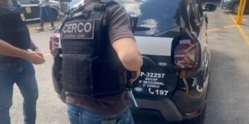 Cerco da Polícia Civil impede roubo e prende trio a caminho de invadir casa no Jardim Europa