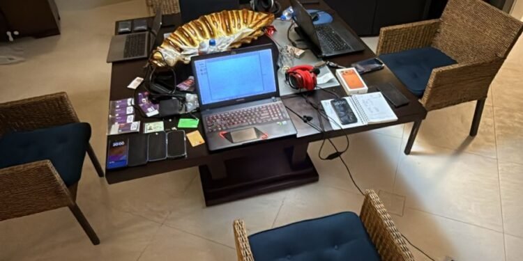 Polícia Civil descobre coworking do crime no Guarujá e em São Paulo